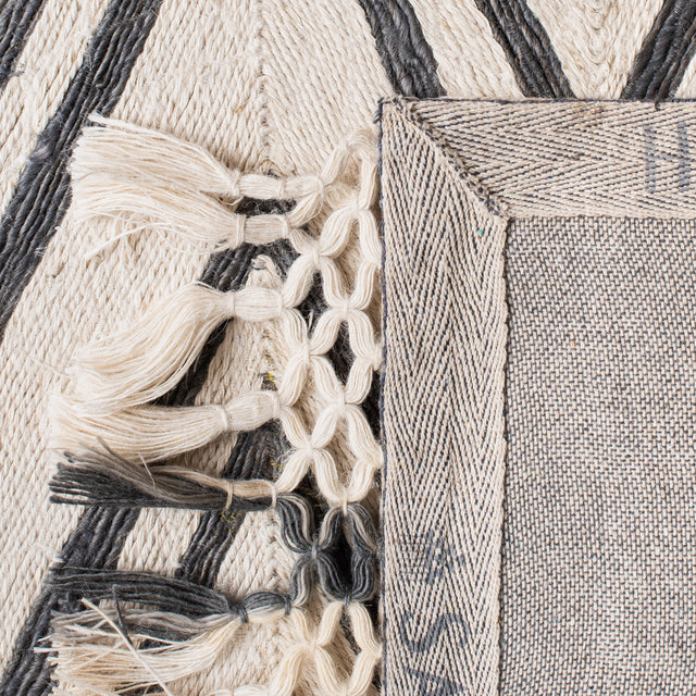 Safavieh Sahara Sah456A Ivory/Grey Rugs.