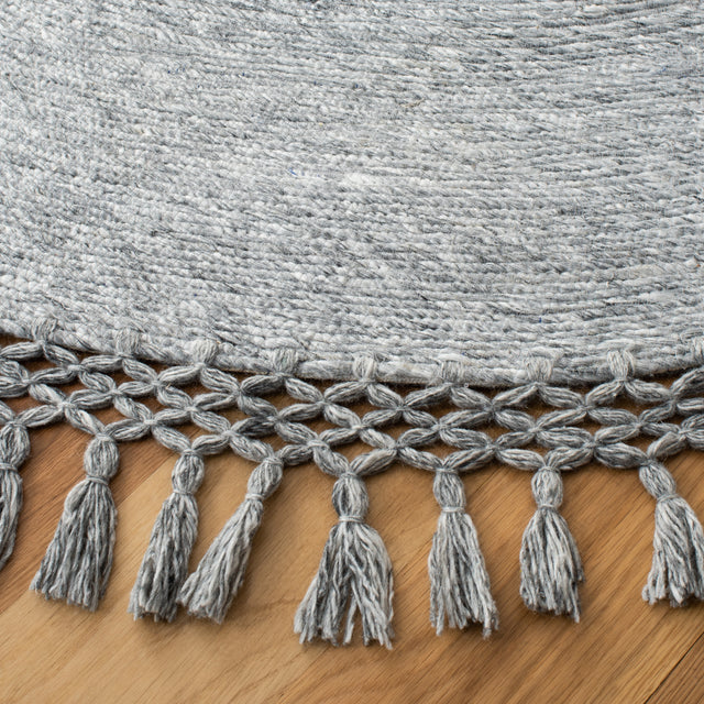 Safavieh Sahara Sah490G Silver Rugs.