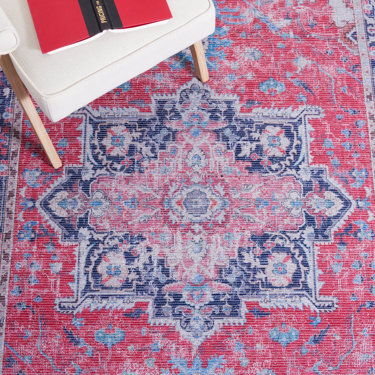 Safavieh Serapi Sep323Q Red/Navy Rugs.