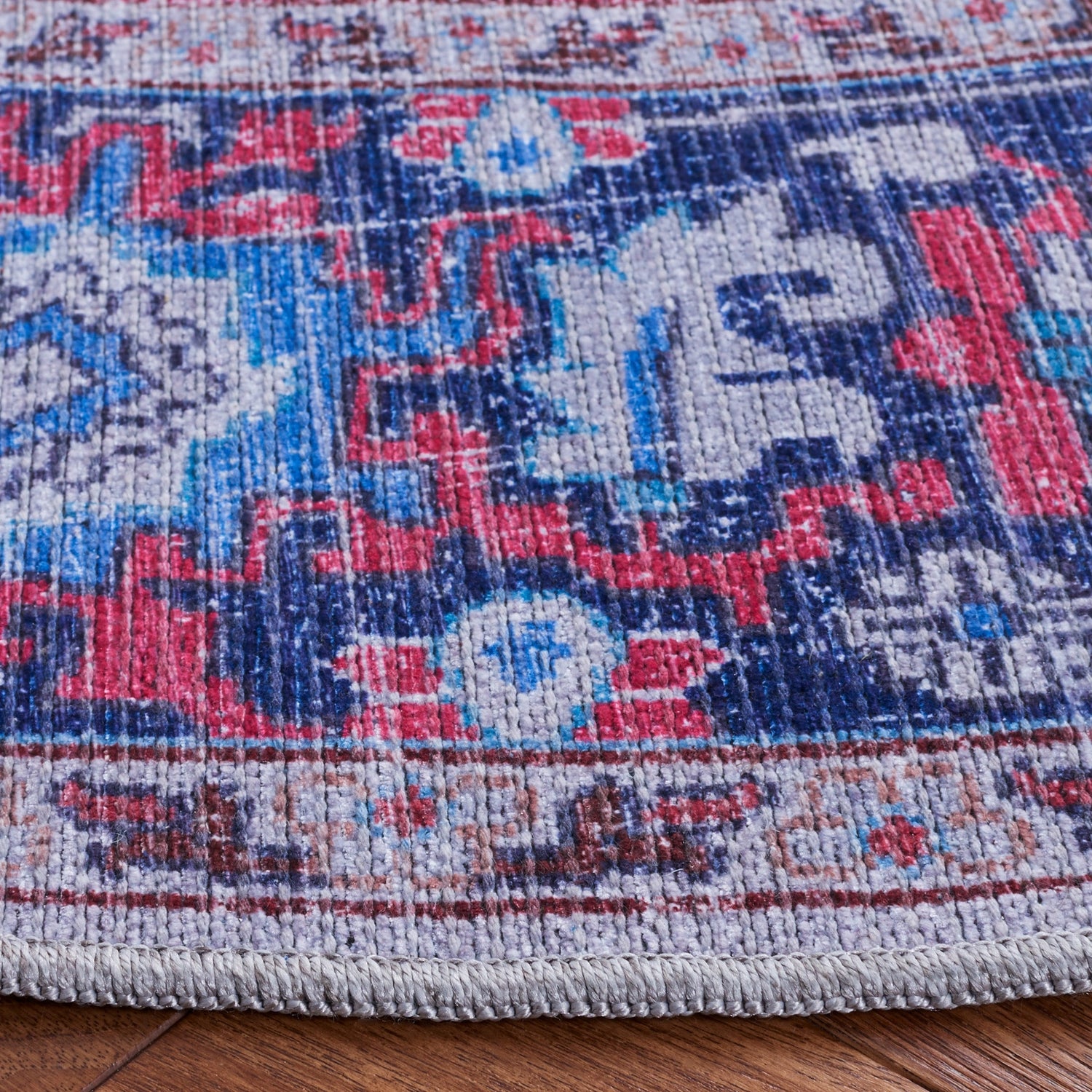 Safavieh Serapi Sep323Q Red/Navy Rugs.