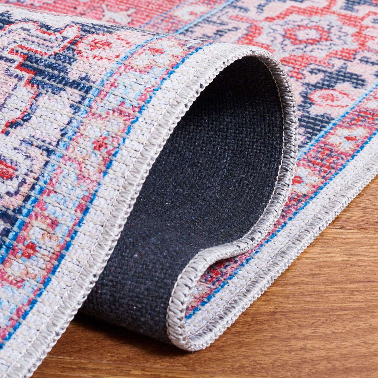 Safavieh Serapi Sep369M Blue/Rust Rugs.