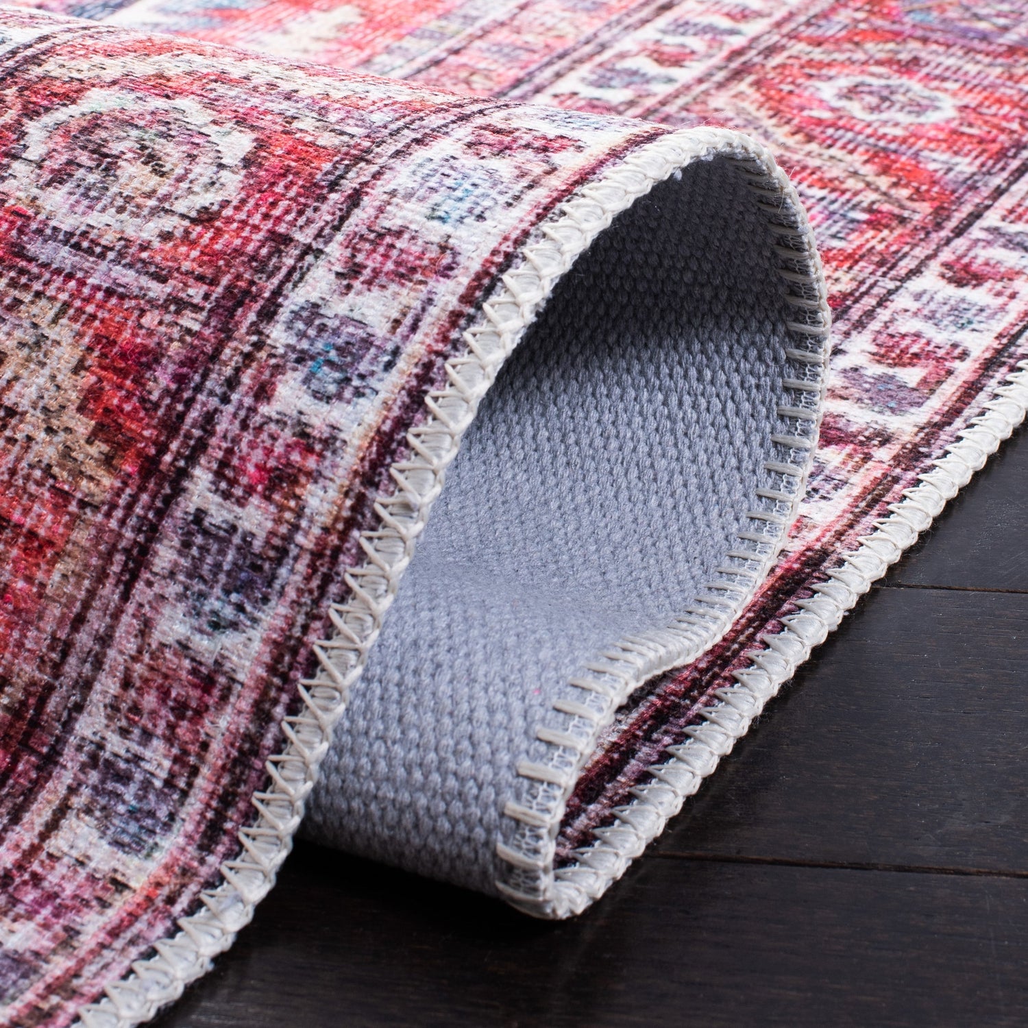 Safavieh Serapi Sep389Q Red/Navy Rugs.