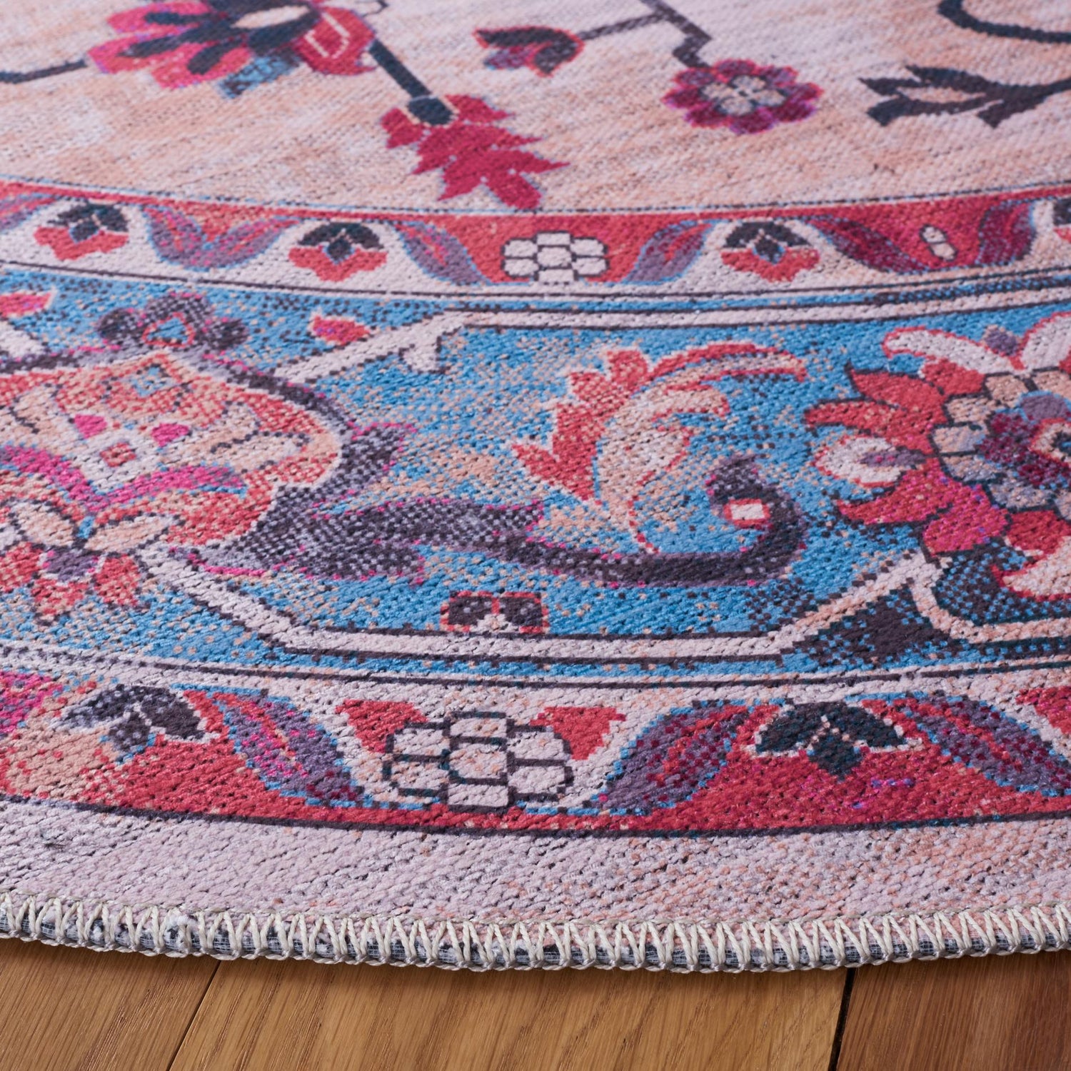 Safavieh Serapi Sep504A Ivory/Light Blue Rugs.