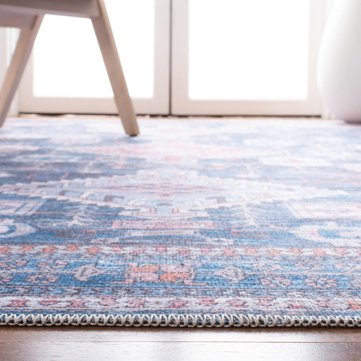 Safavieh Serapi Sep513M Blue/Ivory Rugs.