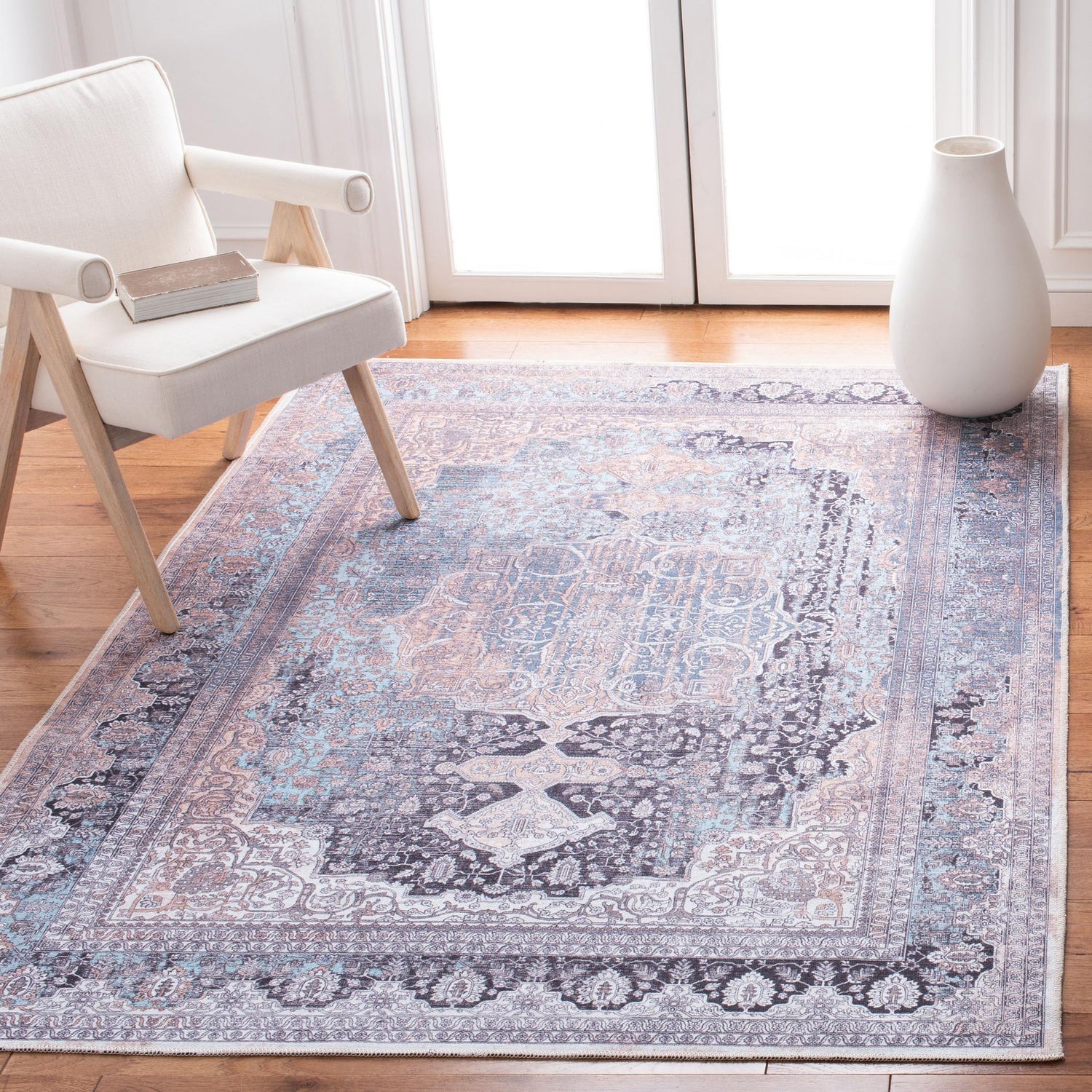 Safavieh Serapi Sep532A Ivory/Light Blue Rugs.