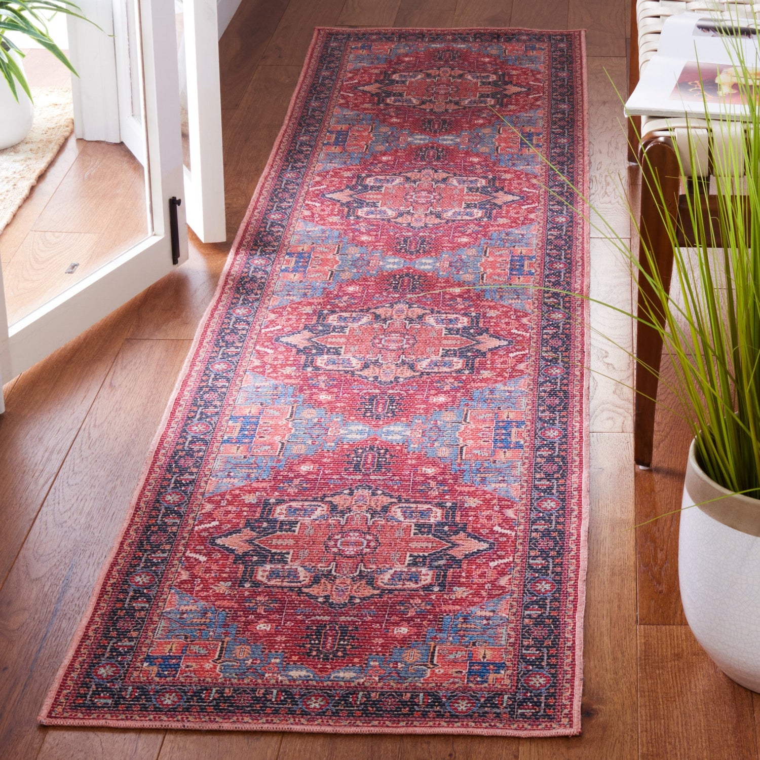 Safavieh Serapi Sep534Q Red/Blue Rugs.