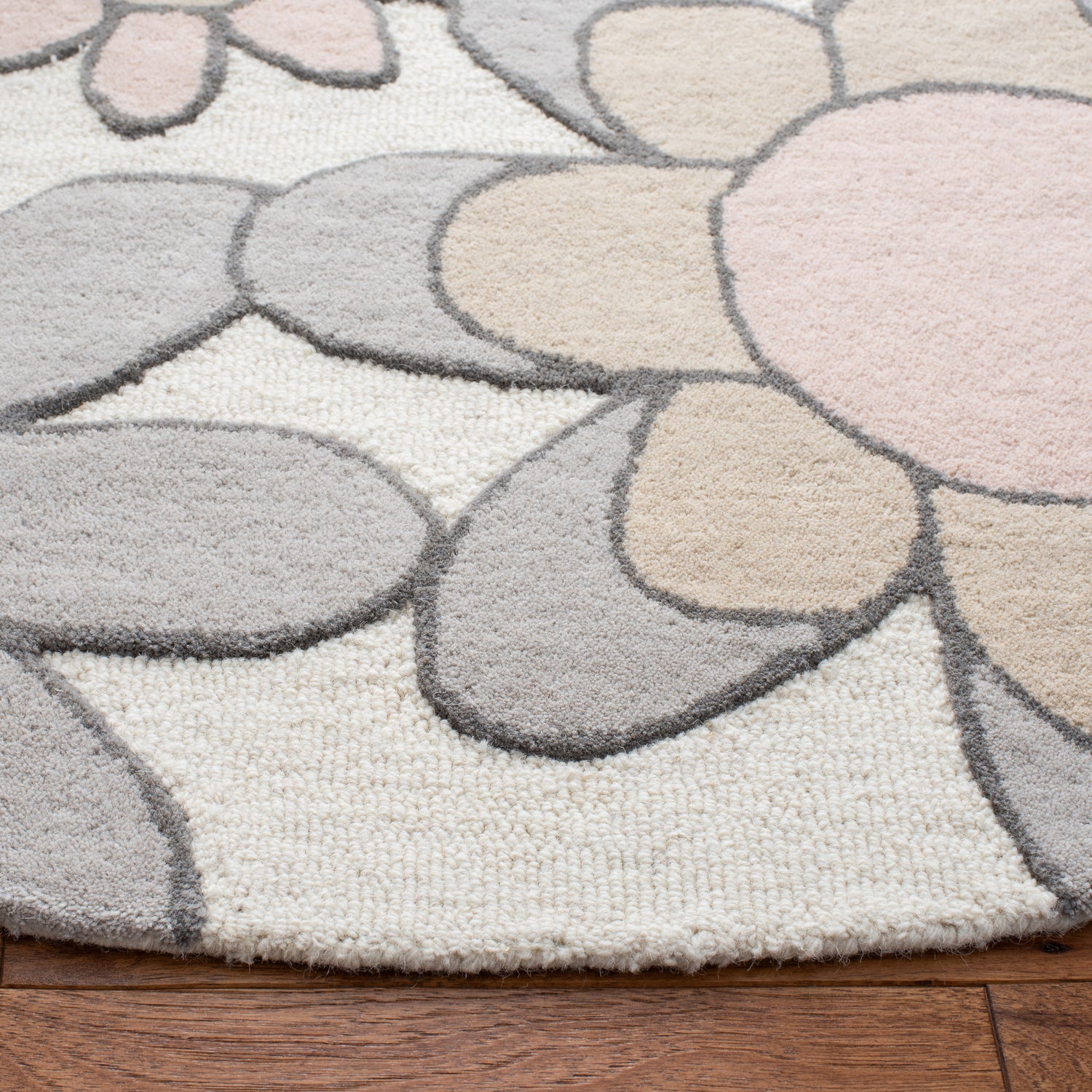 Safavieh Safavieh Kids Sfk923A Ivory/Pink Rugs.