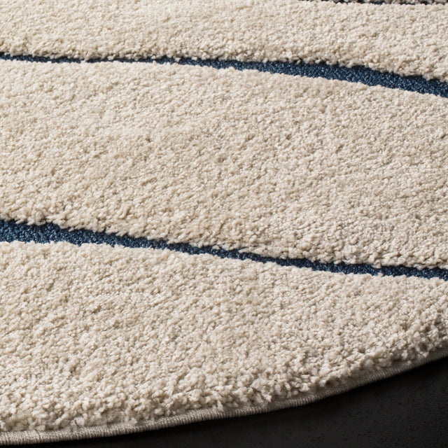 Safavieh Shag Sg472 Cream/Blue Rug.