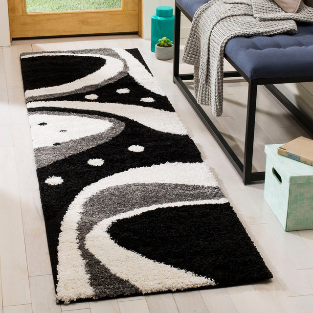 Safavieh Shag Sg473 Black/Ivory Rug.