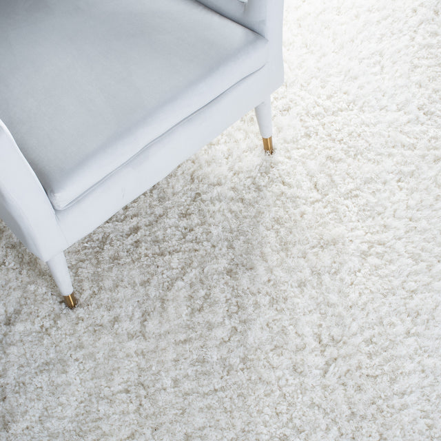 Safavieh Shag Sg532A Ivory Rug.