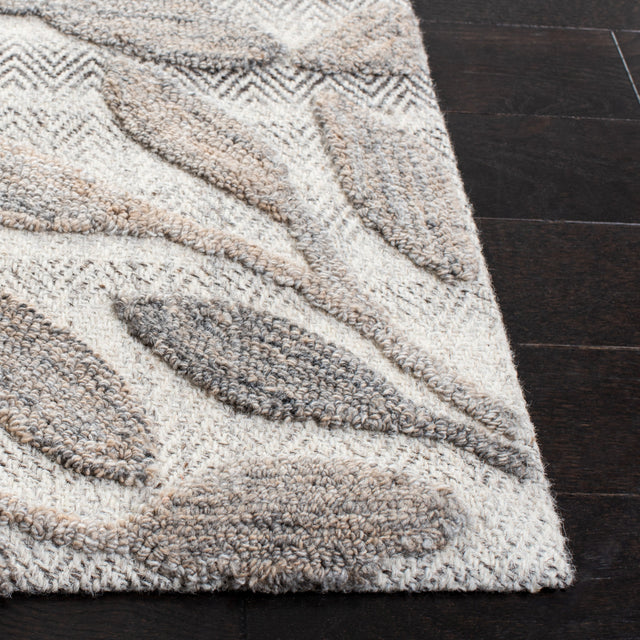 Safavieh Southampton Sha302B Beige Rugs.