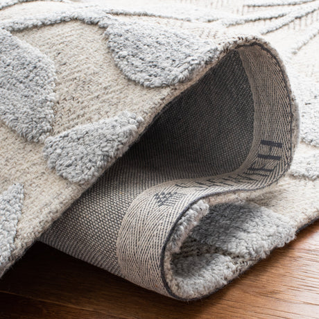 Safavieh Southampton Sha302F Grey Rugs.