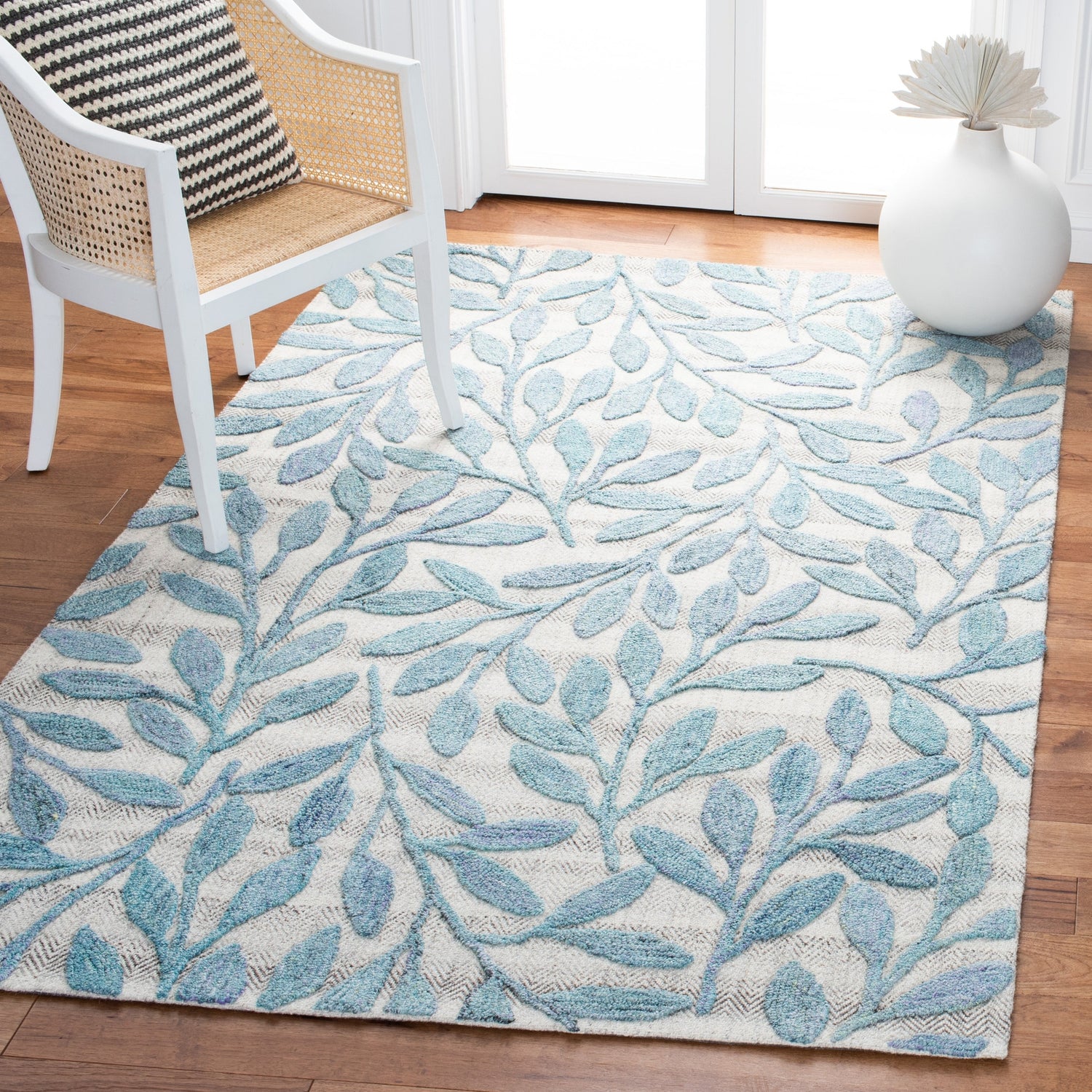 Safavieh Southampton Sha302M Blue Rugs.