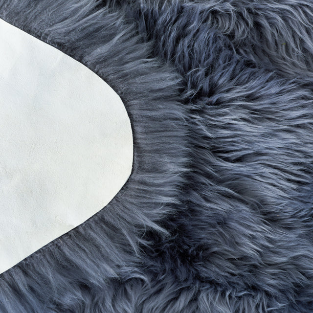 Safavieh Sheep Skin Shs121F Grey Rug.