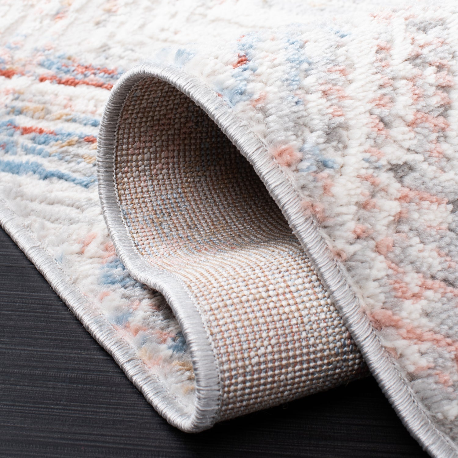 Safavieh Shivan Shv105P Ivory/Rust Rugs.