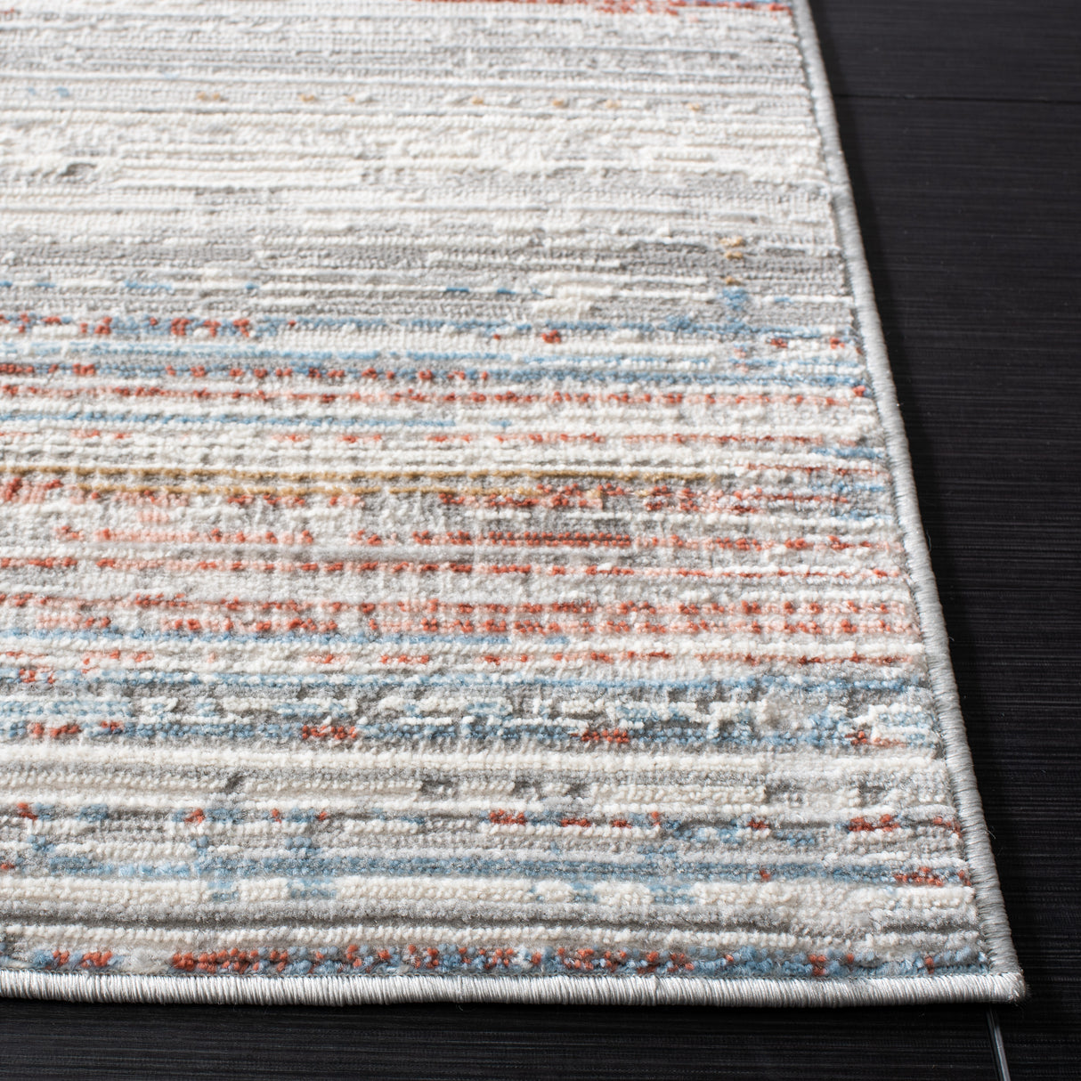 Safavieh Shivan Shv198P Ivory/Rust Rugs.