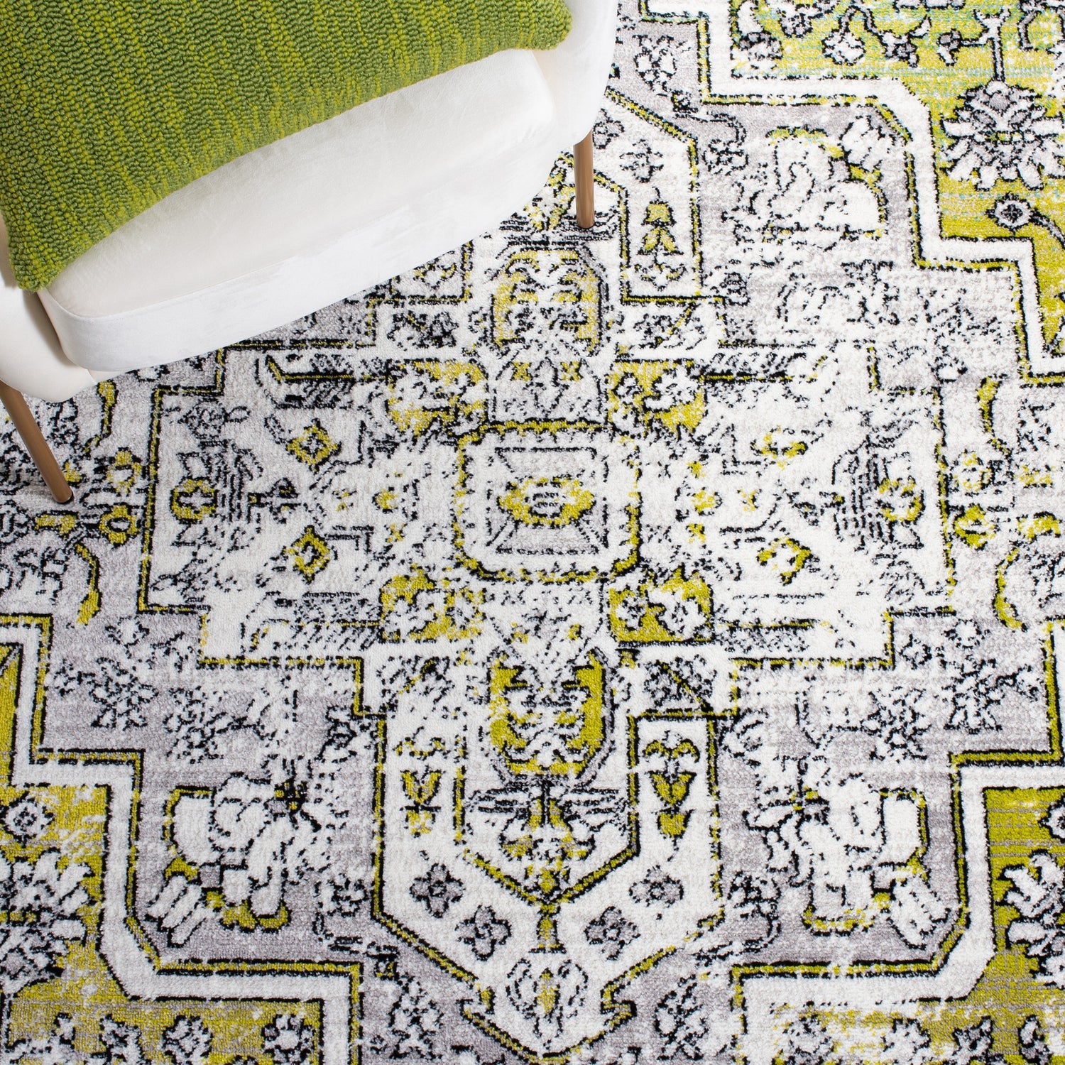 Safavieh Skyler Sky101Y Green/Ivory Rugs.