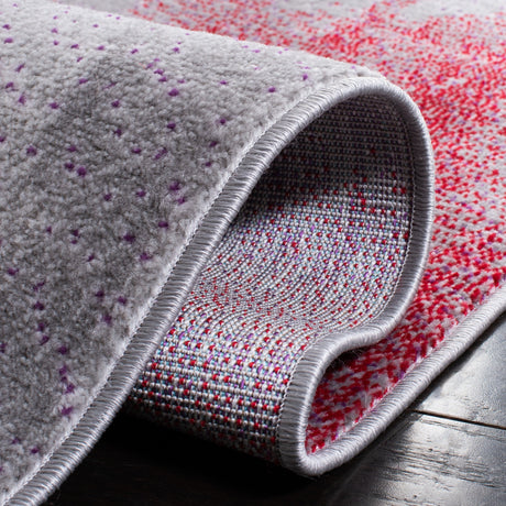 Safavieh Skyler Sky141Q Grey/Red Rugs.