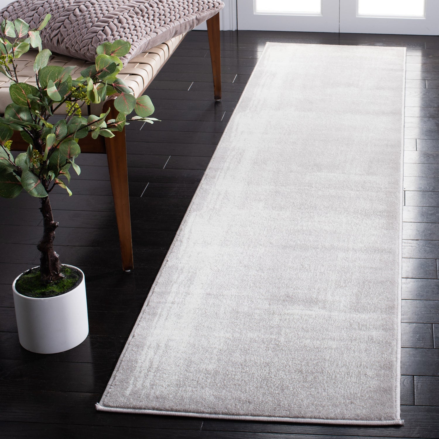 Safavieh Skyler Sky152F Grey/Ivory Rug.