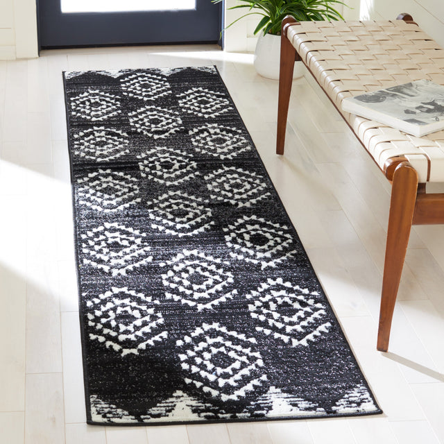 Safavieh Skyler Sky179Z Black/Ivory Rugs.