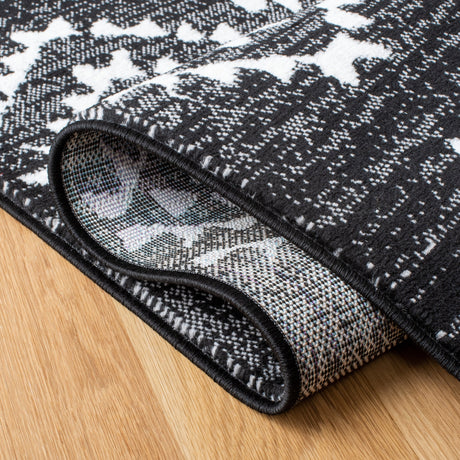 Safavieh Skyler Sky179Z Black/Ivory Rugs.