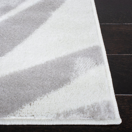 Safavieh Skyler Sky189A Ivory/Black Rugs.