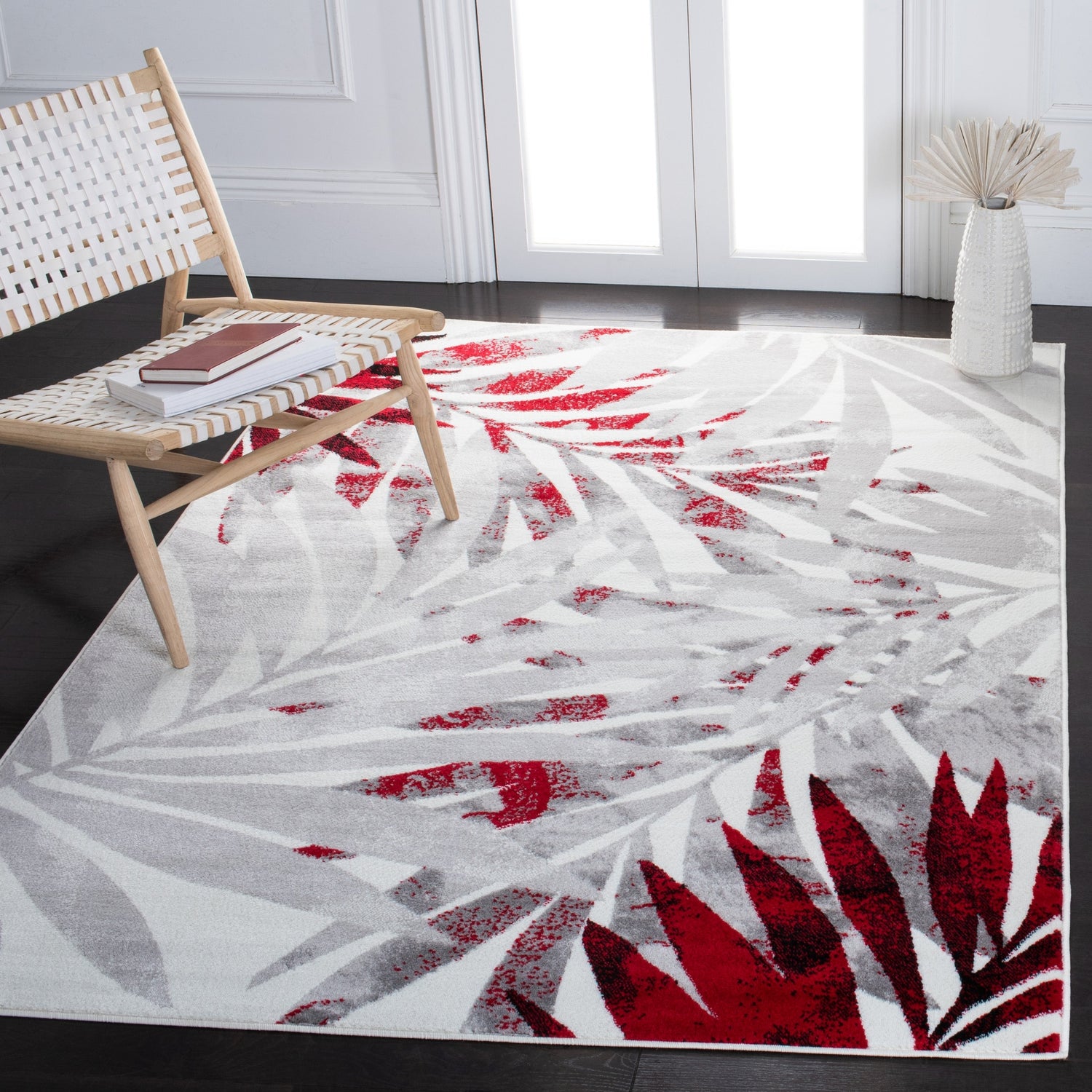 Safavieh Skyler Sky189Q Grey/Red Rugs.