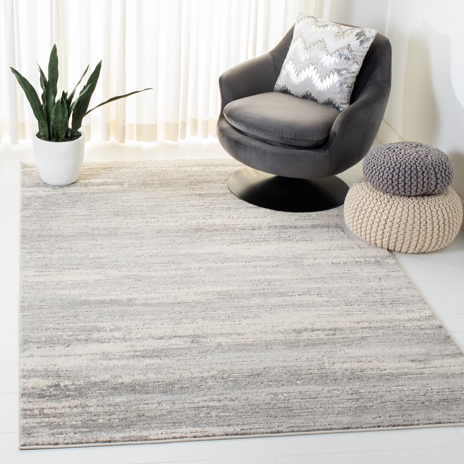 Safavieh Skyler Sky501F Light Grey/Ivory Rugs.