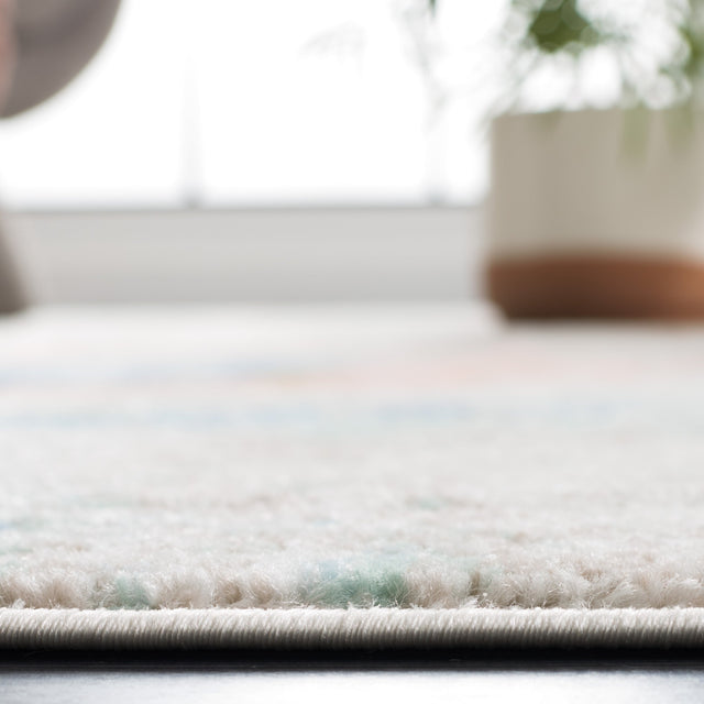 Safavieh Skyler Sky504C Beige Blue/Pink Rug.