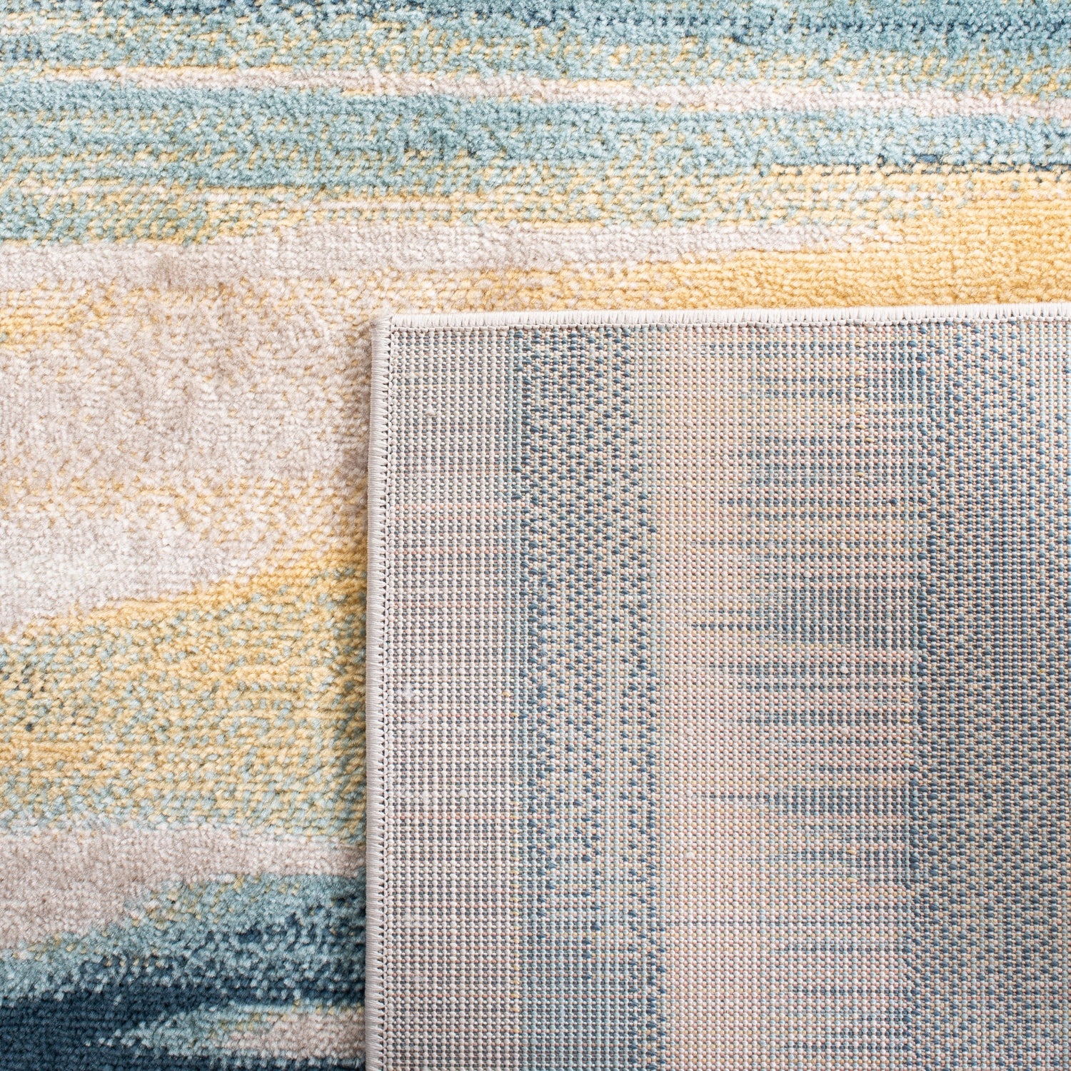 Safavieh Skyler Sky542B Beige/Navy Rugs.