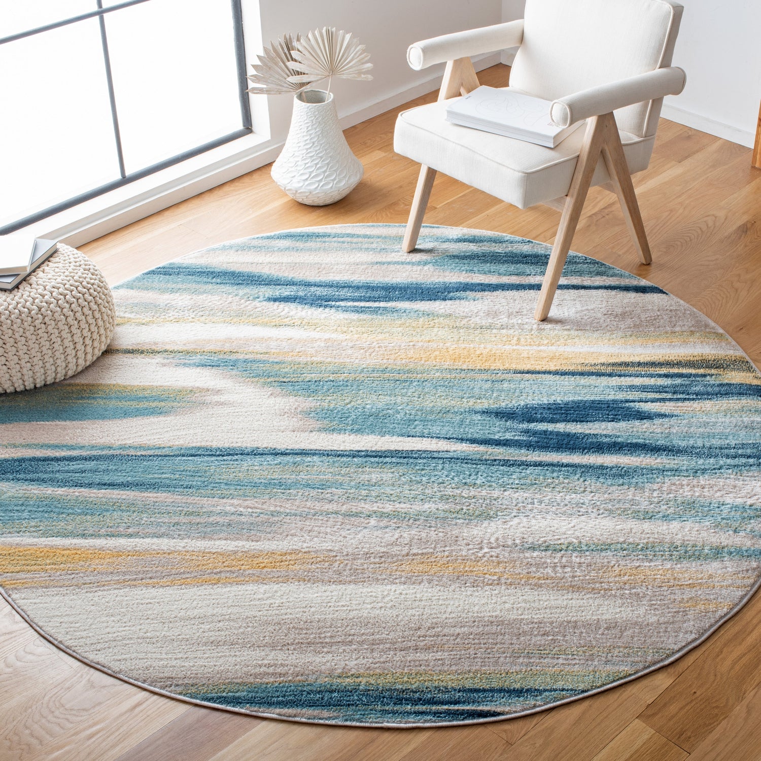 Safavieh Skyler Sky542B Beige/Navy Rugs.