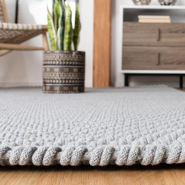 Safavieh Salem Slm103F Grey Rugs.