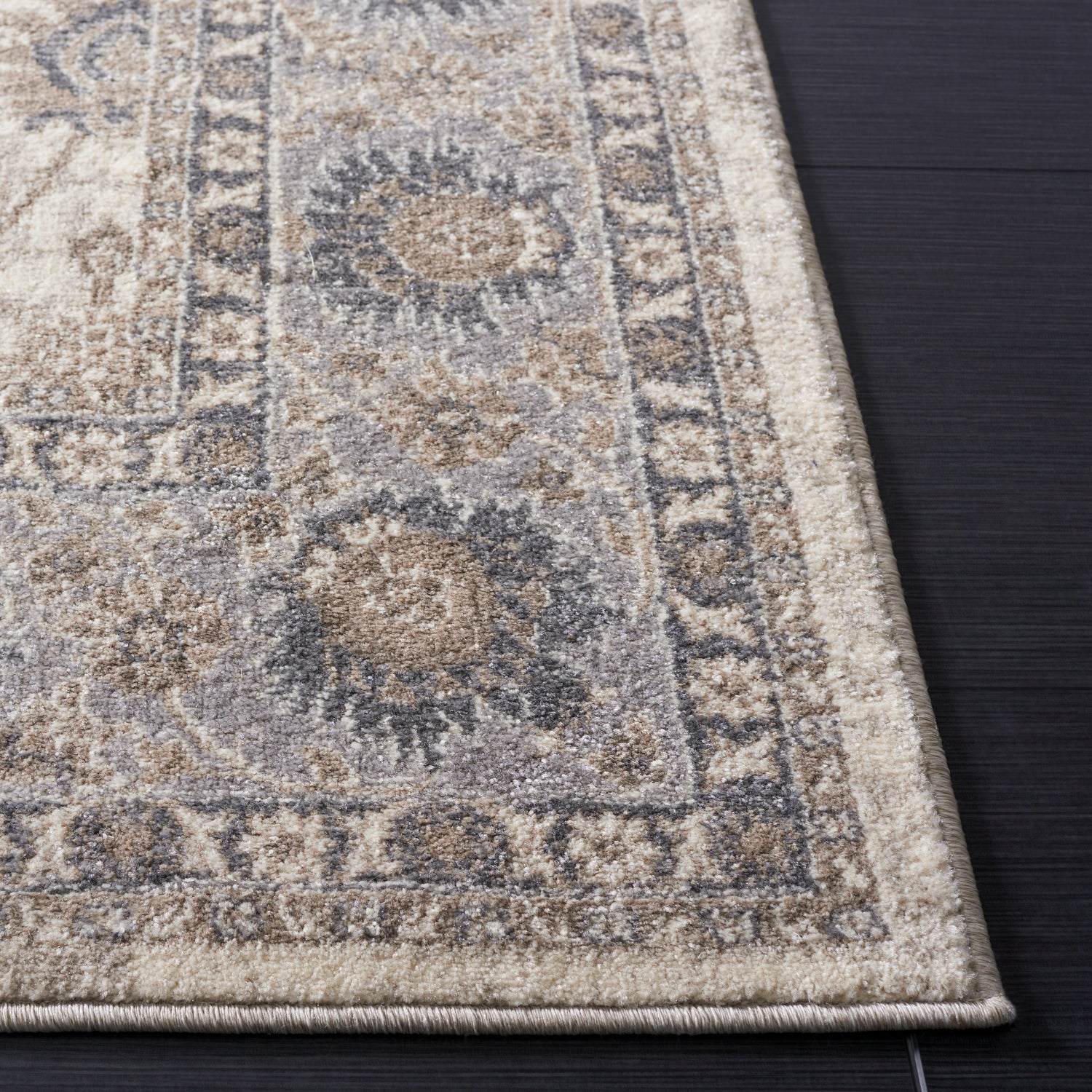 Safavieh Sofia Sof330D Ivory/Grey Rugs.