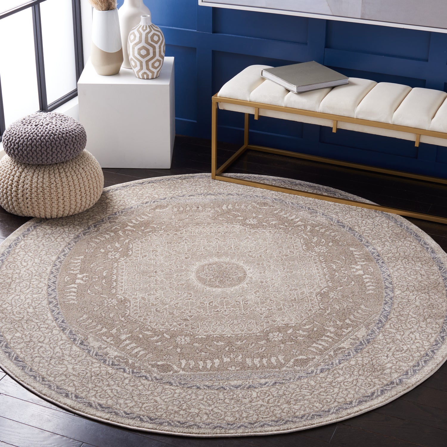 Safavieh Sofia Sof365B Ivory/Beige Rugs.