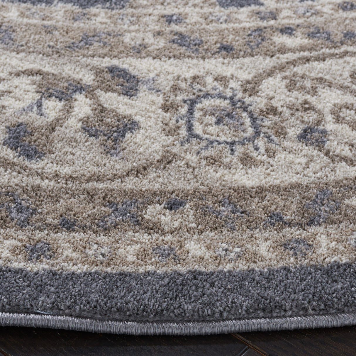 Safavieh Sofia Sof378F Dark Grey/Beige Rugs.