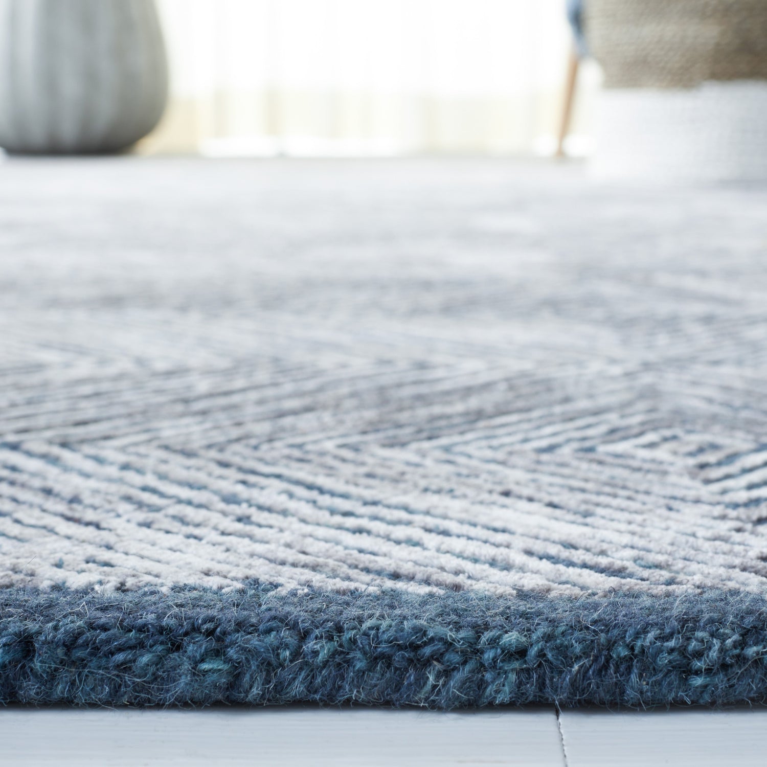 Safavieh Soho Soh176F Dark Grey/Ivory Rugs.