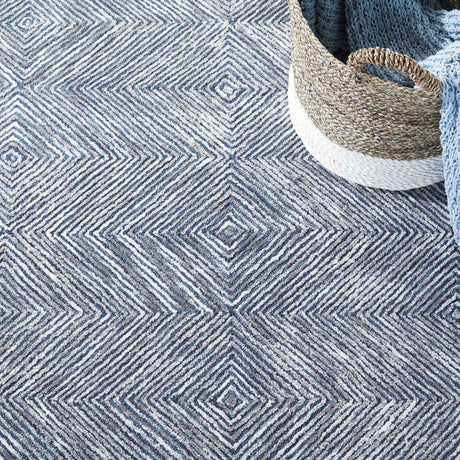 Safavieh Soho Soh176F Dark Grey/Ivory Rugs.