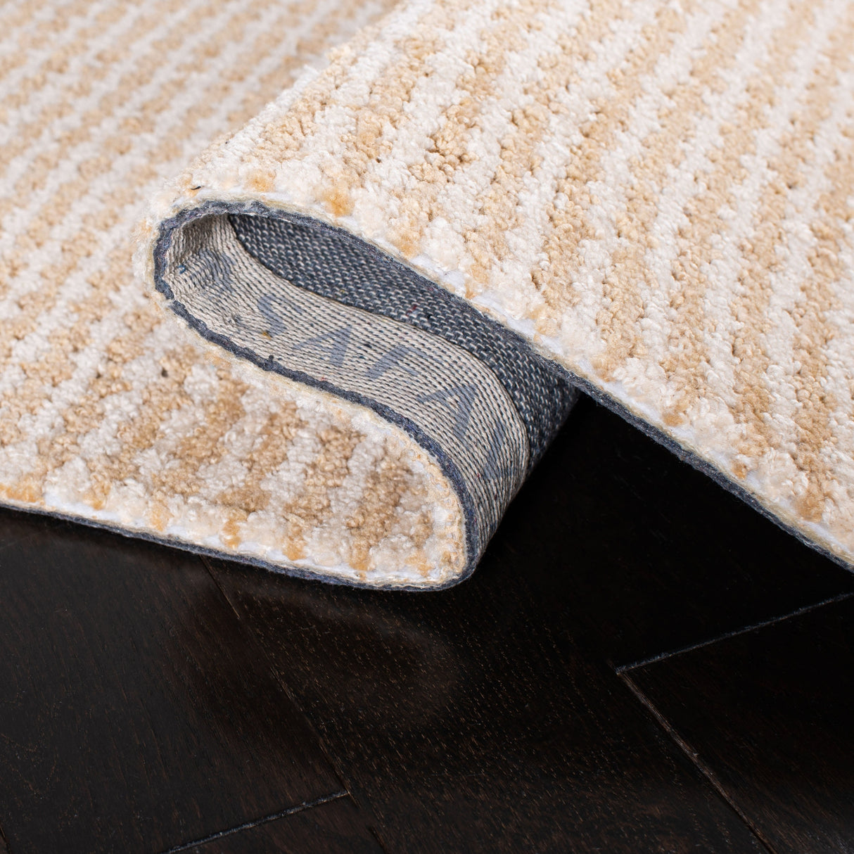 Safavieh Soho Soh478D Gold Rugs.