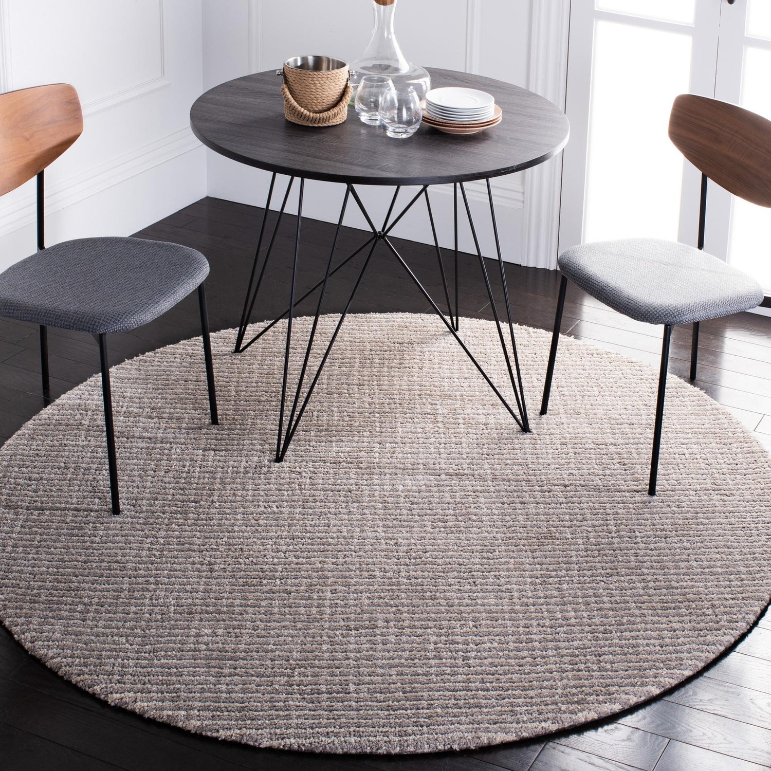 Safavieh Soho Soh478G Silver Rugs.