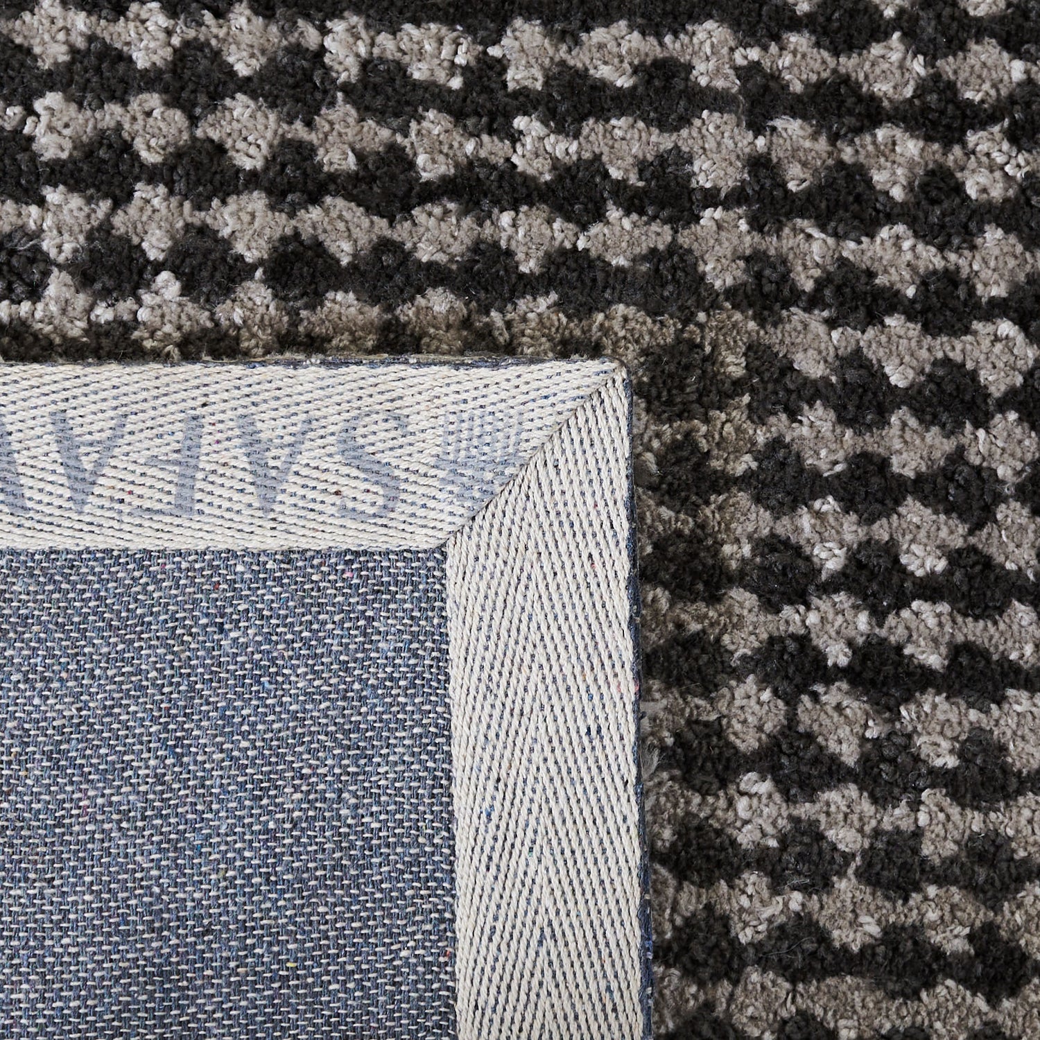 Safavieh Soho Soh478H Charcoal Rugs.
