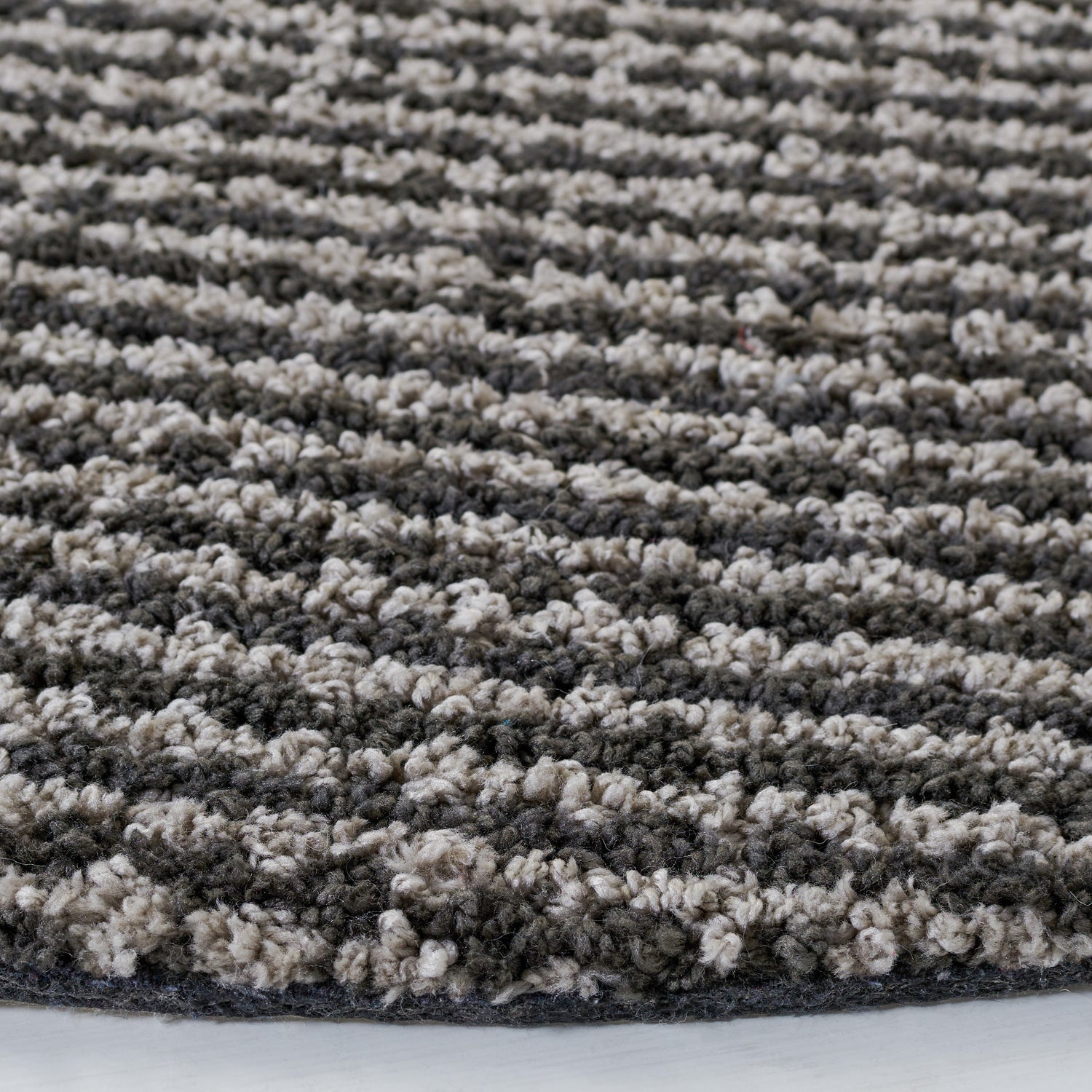 Safavieh Soho Soh478H Charcoal Rugs.