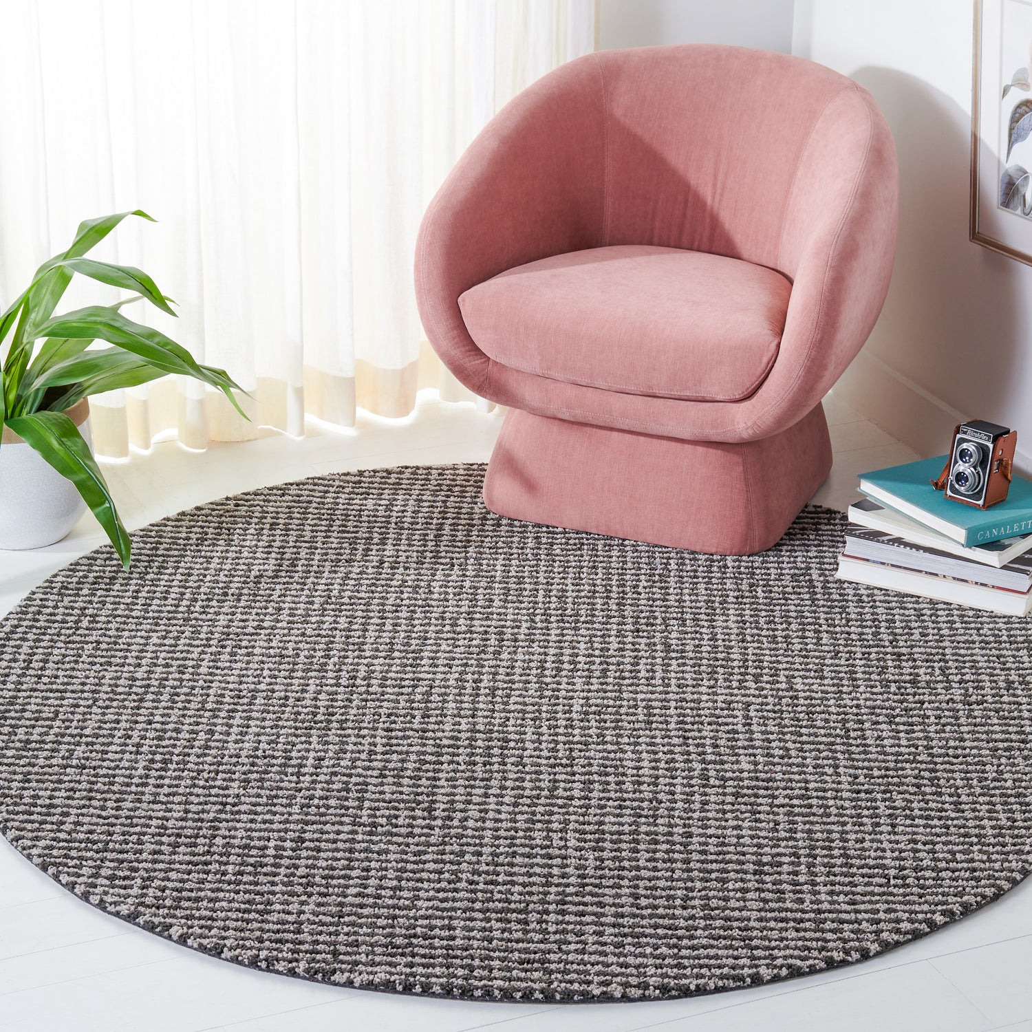 Safavieh Soho Soh478H Charcoal Rugs.