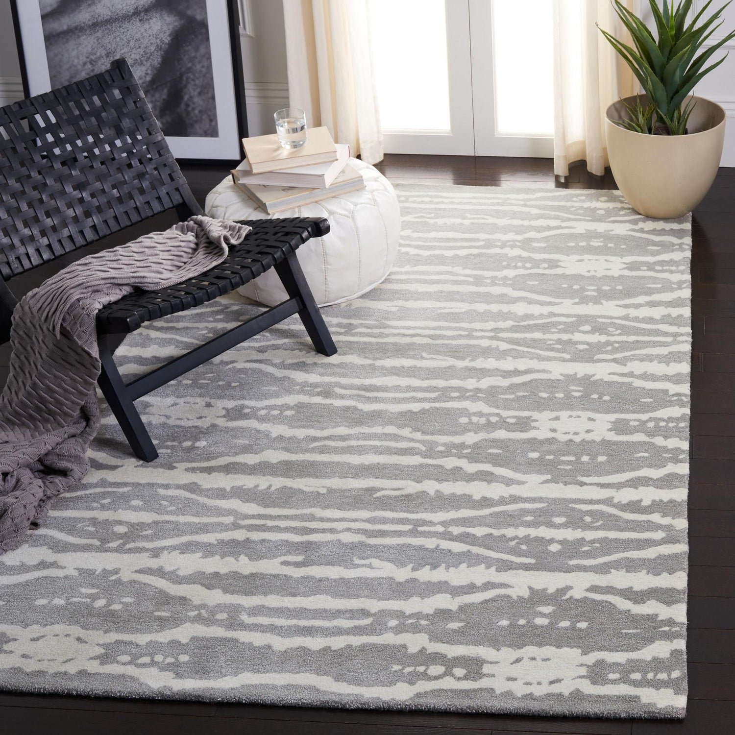 Safavieh Soho Soh656F Grey/Ivory Rugs.