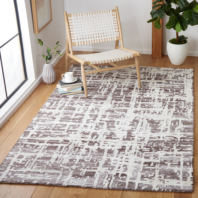 Safavieh Soho Soh657T Brown/Ivory Rug.