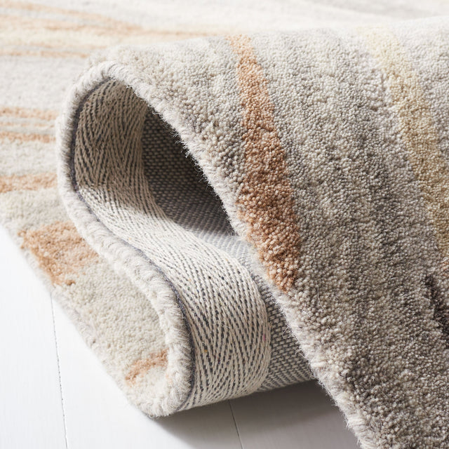 Safavieh Soho Soh678B Beige/Grey Rug.