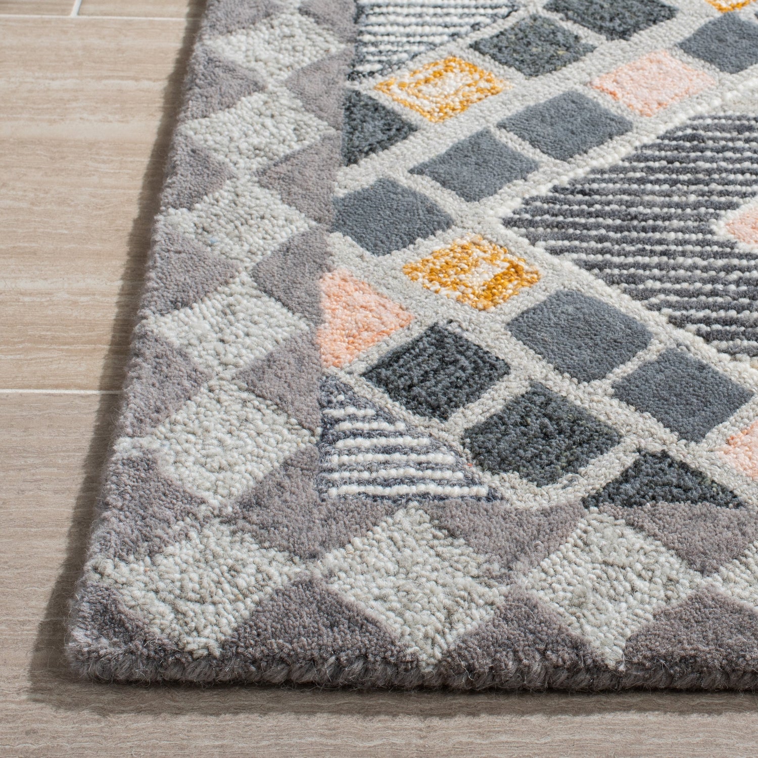 Safavieh Soho Soh876F Grey/Gold Rugs.