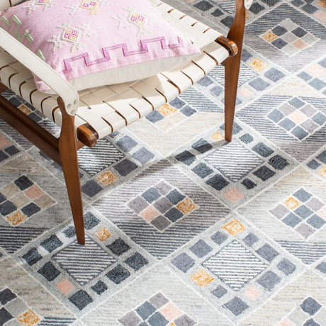 Safavieh Soho Soh876F Grey/Gold Rugs.