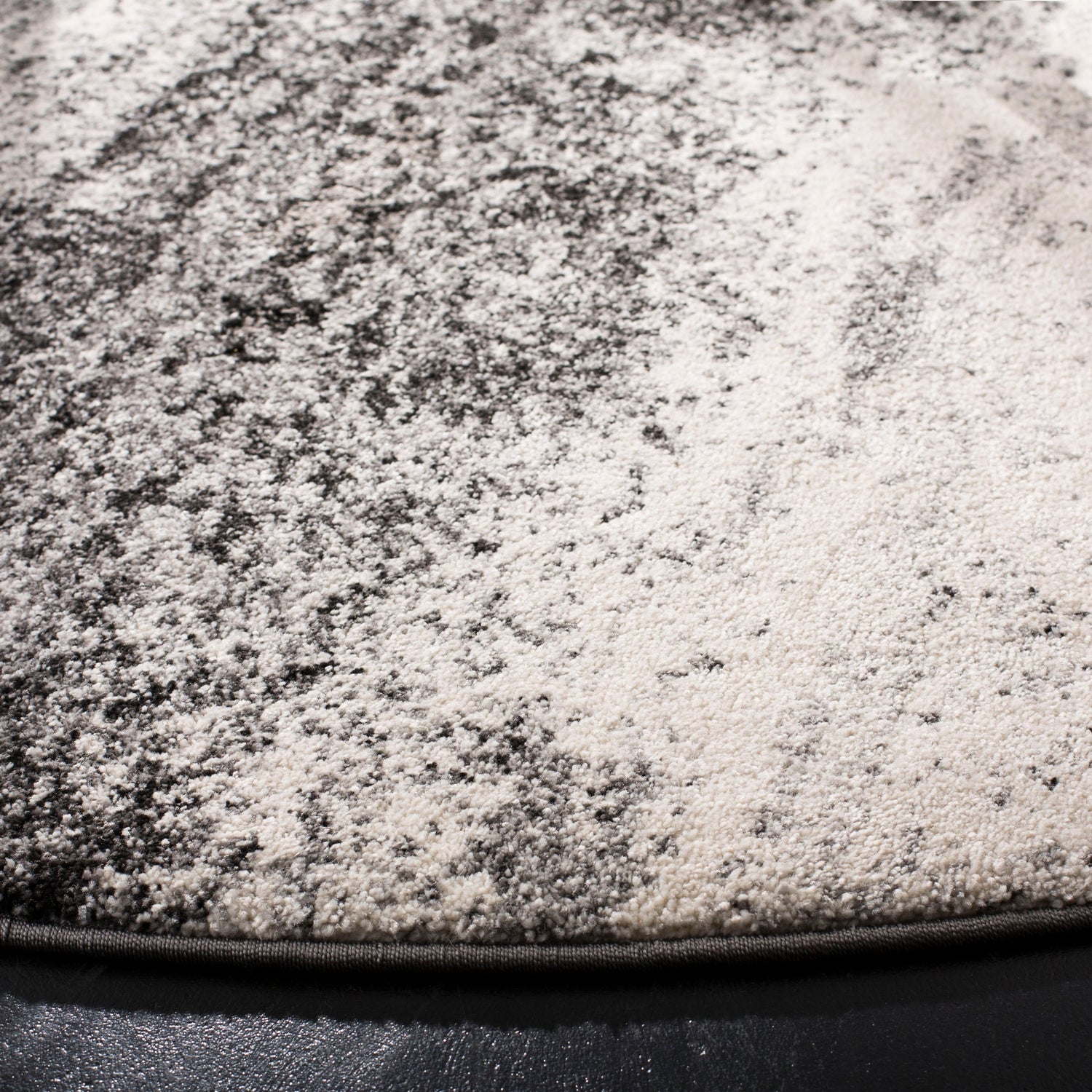Safavieh Spirit Spr122H Charcoal/Light Grey Rug.