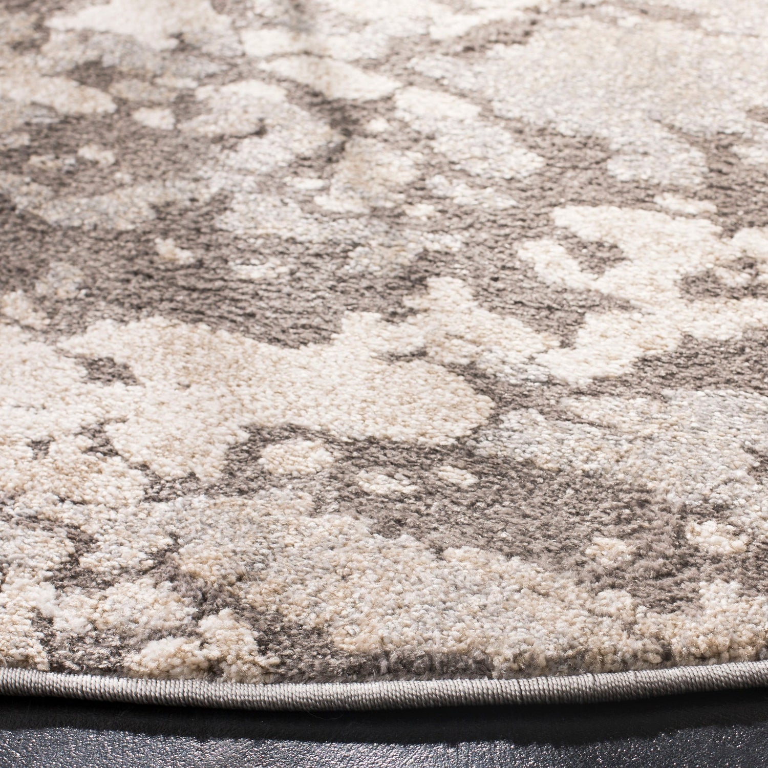 Safavieh Spirit Spr123E Taupe/Grey Rug.