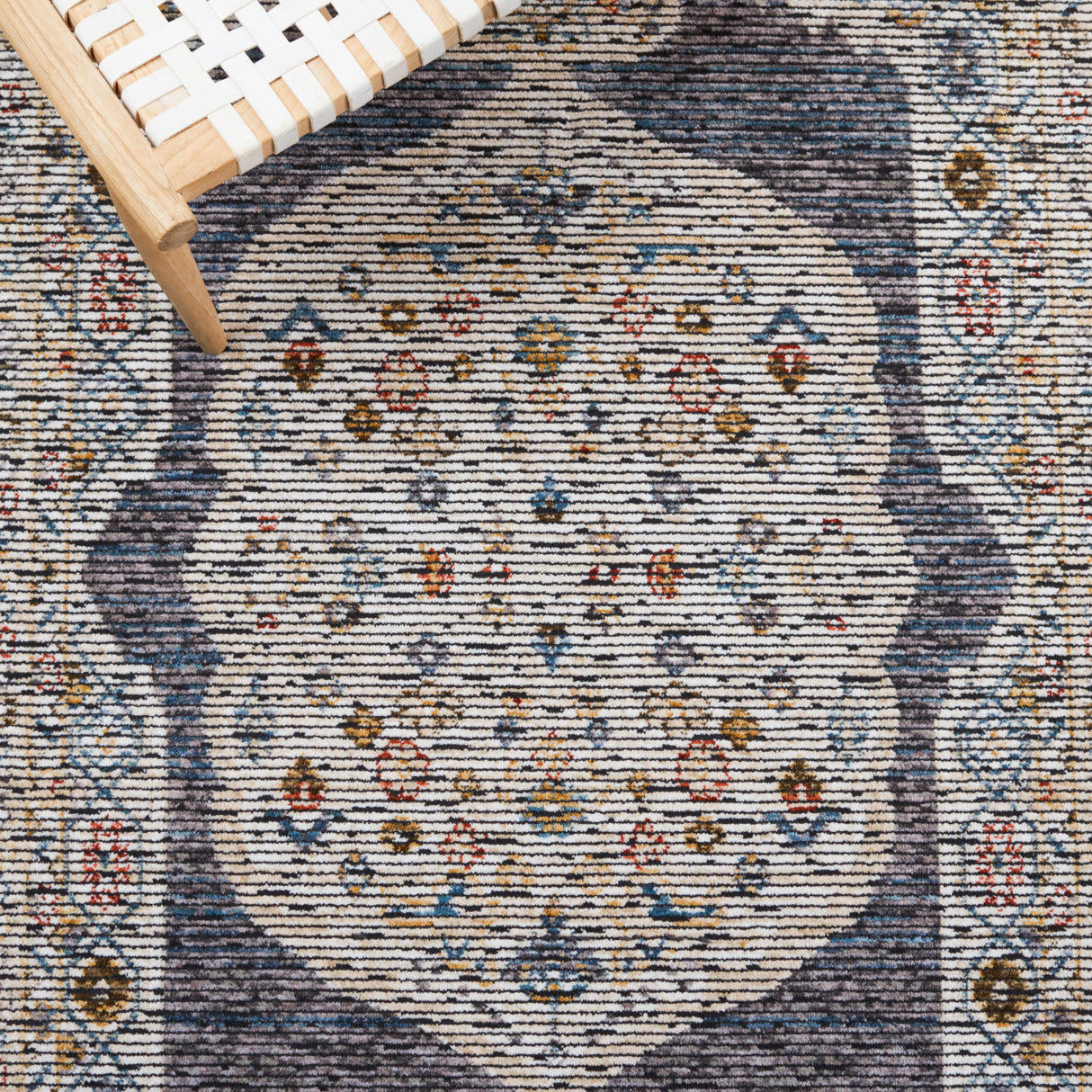 Safavieh Sierra Sra400A Ivory/Grey Rug.